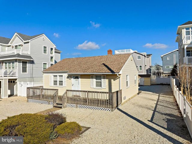 17 E KIRKLAND AVE, Long Beach Township, NJ 08008