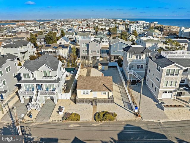 17 E KIRKLAND AVE, Long Beach Township, NJ 08008