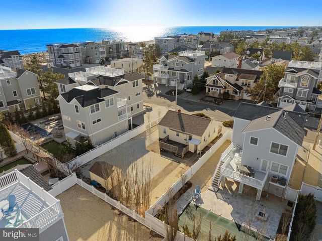 17 E KIRKLAND AVE, Long Beach Township, NJ 08008