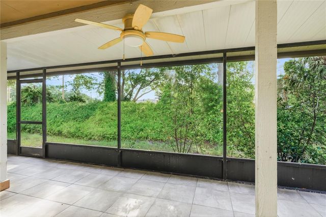 18 WINDRUSH BAY DRIVE, Tarpon Springs, FL 34689