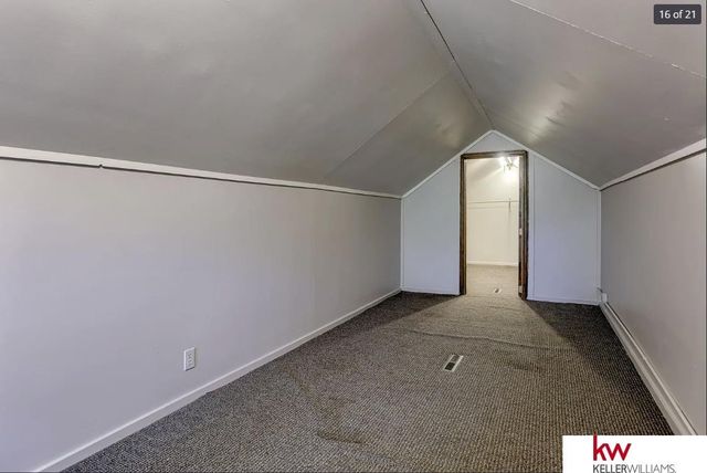 2760 N 48 Street, Omaha, NE 68104