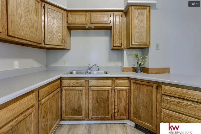 2760 N 48 Street, Omaha, NE 68104