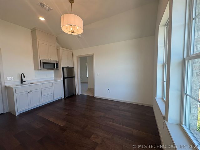 1416 N 71st Street, Broken Arrow, OK 74014