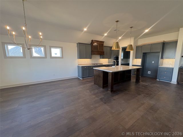 1416 N 71st Street, Broken Arrow, OK 74014
