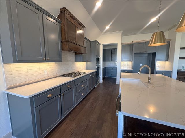 1416 N 71st Street, Broken Arrow, OK 74014