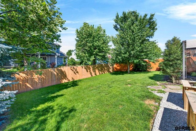 208 Hilton Head Drive, Omaha, NE 68133