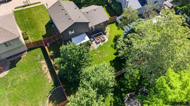 208 Hilton Head Drive, Omaha, NE 68133