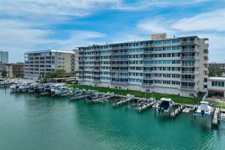 223 ISLAND WAY 5D, Clearwater Beach, FL 33767