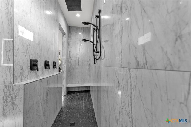 1347 Bordeaux Lane, New Braunfels, TX 78132