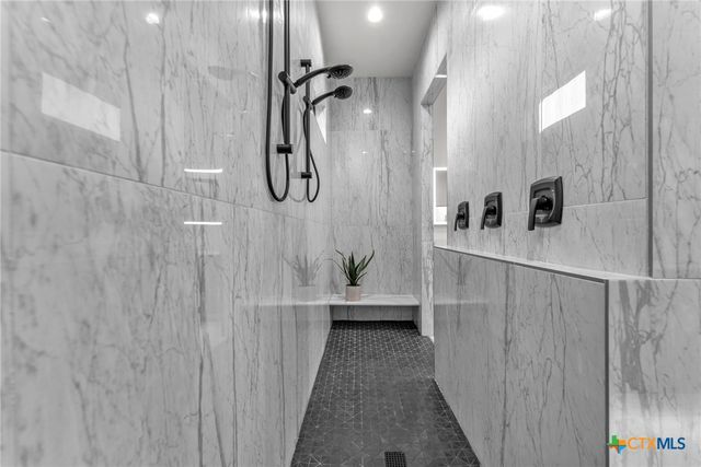 1347 Bordeaux Lane, New Braunfels, TX 78132