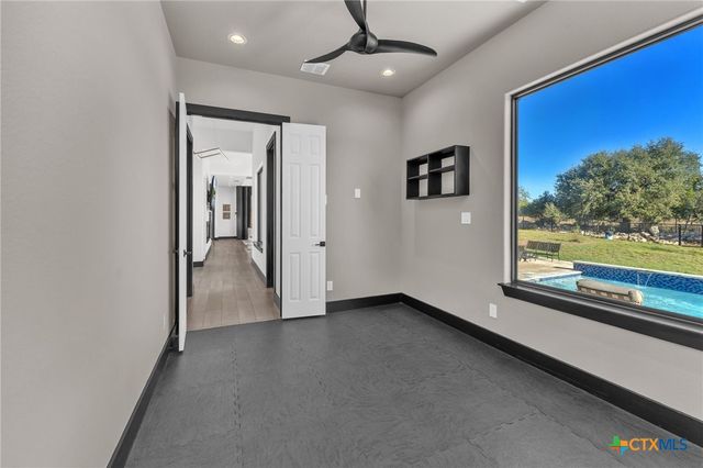 1347 Bordeaux Lane, New Braunfels, TX 78132