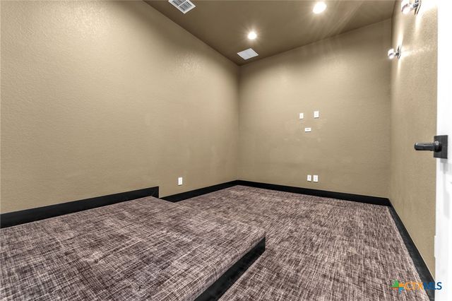 1347 Bordeaux Lane, New Braunfels, TX 78132