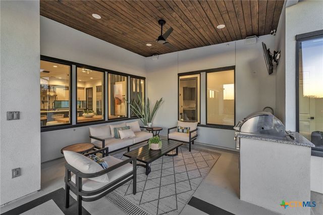 1347 Bordeaux Lane, New Braunfels, TX 78132