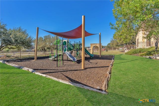 1347 Bordeaux Lane, New Braunfels, TX 78132