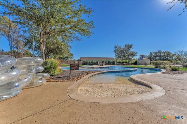 1347 Bordeaux Lane, New Braunfels, TX 78132