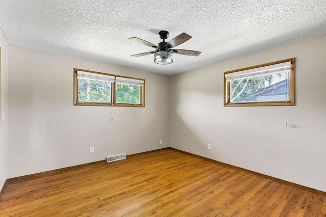 11807 E 16th Ave, Spokane Valley, WA 99206
