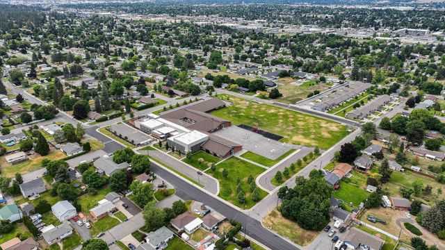 11807 E 16th Ave, Spokane Valley, WA 99206