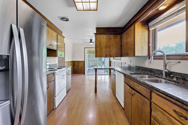 11807 E 16th Ave, Spokane Valley, WA 99206