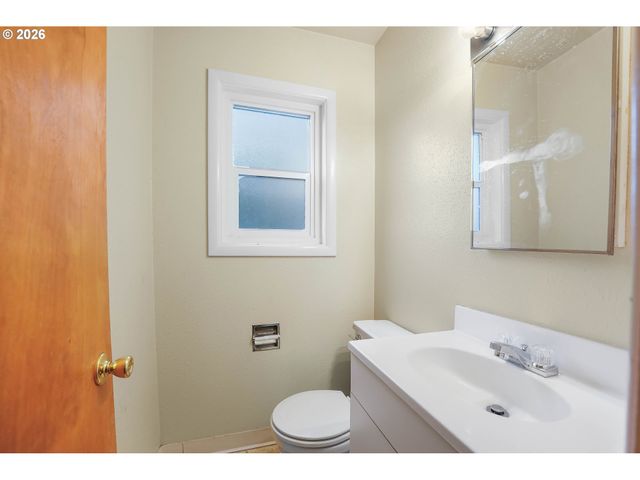 8715 Ne 27TH Ave, Vancouver, WA 98665