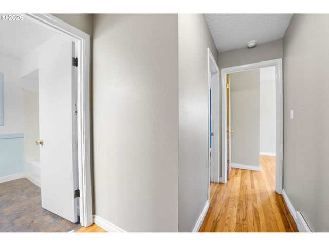 8715 Ne 27TH Ave, Vancouver, WA 98665