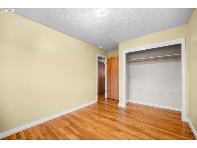 8715 Ne 27TH Ave, Vancouver, WA 98665