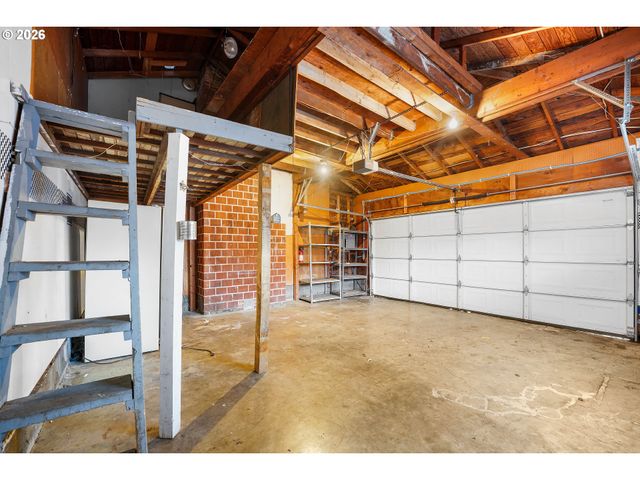 8715 Ne 27TH Ave, Vancouver, WA 98665