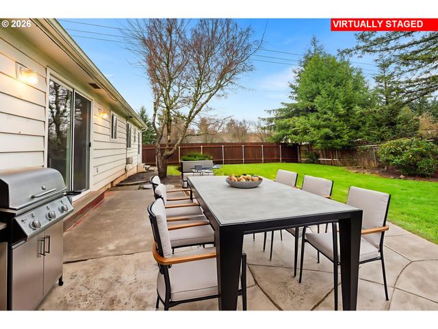 8715 Ne 27TH Ave, Vancouver, WA 98665