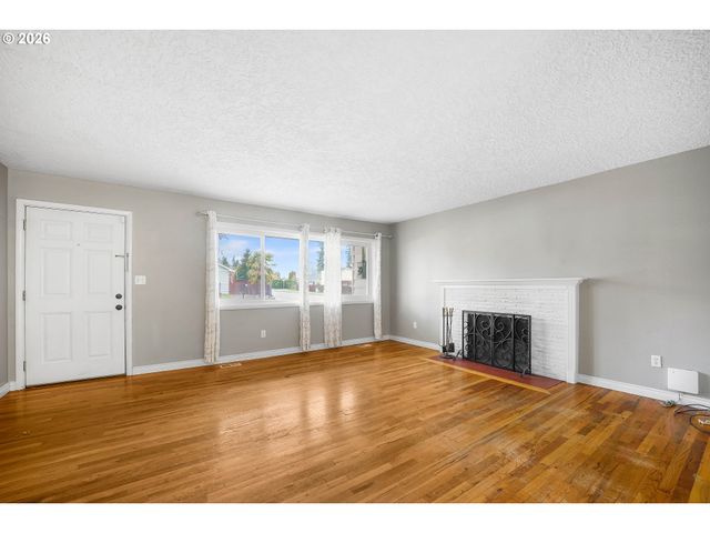 8715 Ne 27TH Ave, Vancouver, WA 98665