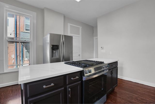 93 W King Avenue, Columbus, OH 43201
