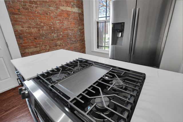 93 W King Avenue, Columbus, OH 43201