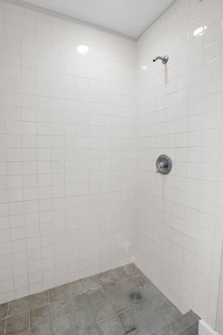 93 W King Avenue, Columbus, OH 43201