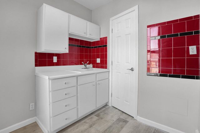 93 W King Avenue, Columbus, OH 43201