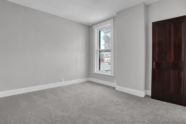 93 W King Avenue, Columbus, OH 43201