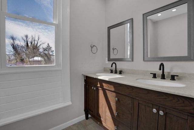 93 W King Avenue, Columbus, OH 43201