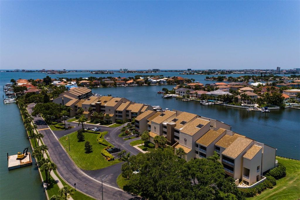 2775 KIPPS COLONY DRIVE S 205, St Petersburg, FL 33707