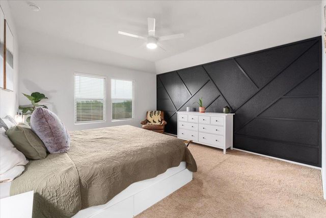 249 Calgary LN, San Marcos, TX 78666