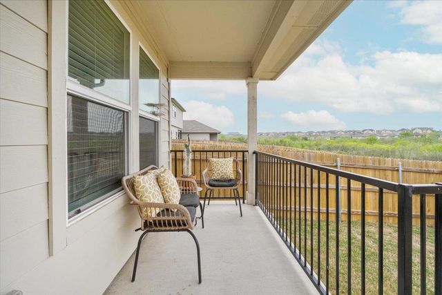 249 Calgary LN, San Marcos, TX 78666