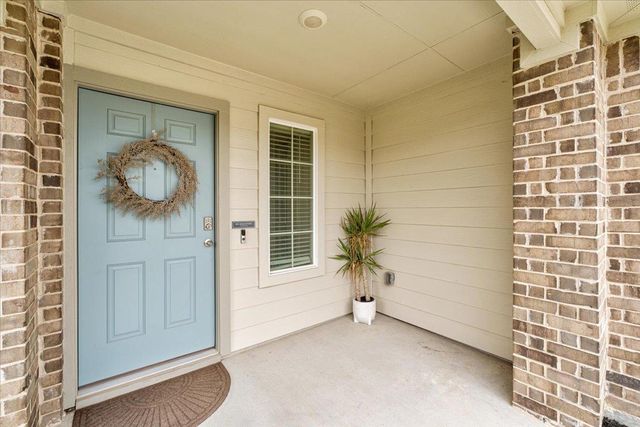 249 Calgary LN, San Marcos, TX 78666