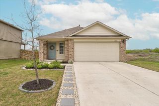249 Calgary LN, San Marcos, TX 78666