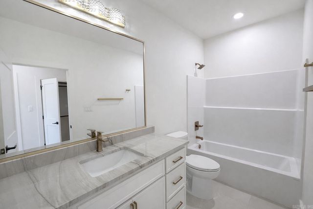 111 Kinley Loop, Little Rock, AR 72223