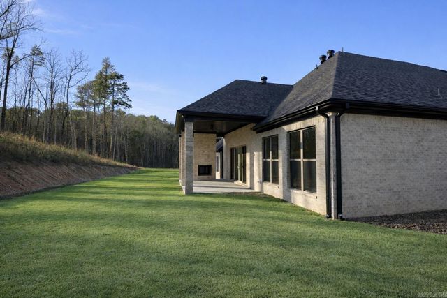 111 Kinley Loop, Little Rock, AR 72223