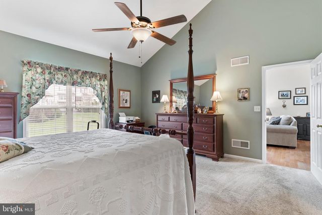 6332 MERCURY DR, Mechanicsburg, PA 17050