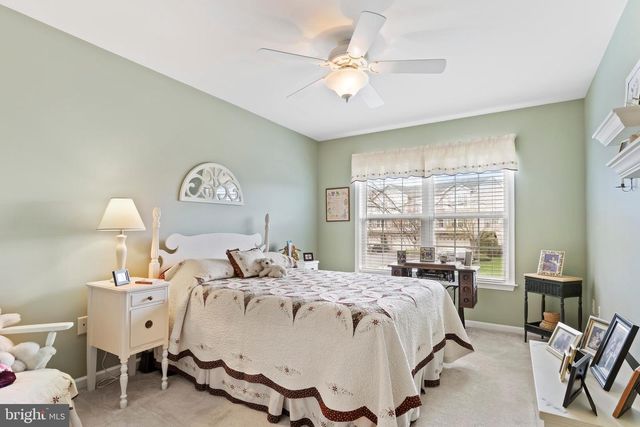 6332 MERCURY DR, Mechanicsburg, PA 17050