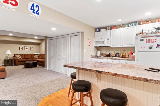 6332 MERCURY DR, Mechanicsburg, PA 17050