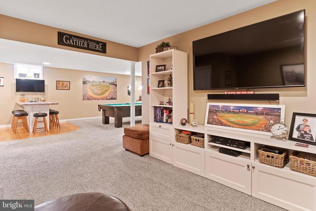 6332 MERCURY DR, Mechanicsburg, PA 17050