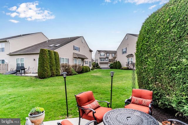 6332 MERCURY DR, Mechanicsburg, PA 17050