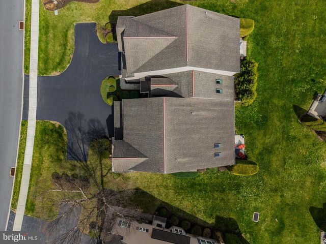 6332 MERCURY DR, Mechanicsburg, PA 17050