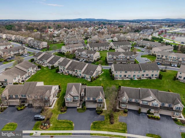 6332 MERCURY DR, Mechanicsburg, PA 17050
