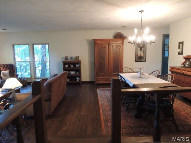 16 Denzel Drive, Greenville, IL 62246