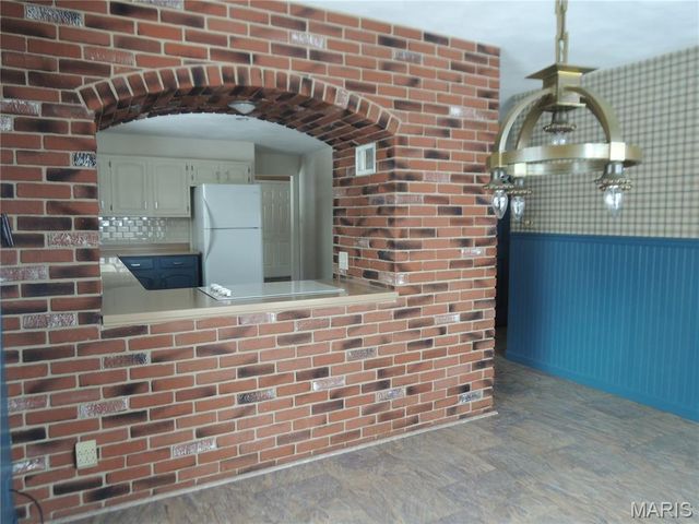 16 Denzel Drive, Greenville, IL 62246